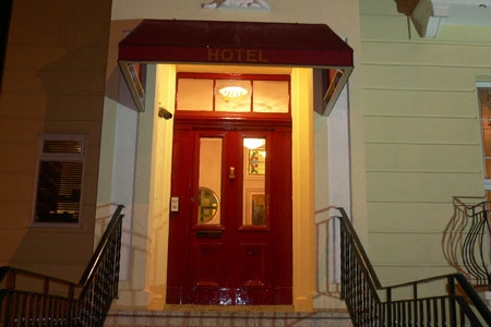 Corner House Hotel