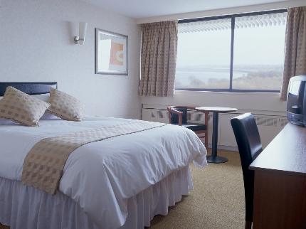 Erskine Bridge Hotel