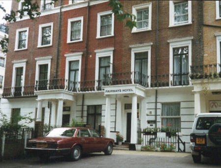 Fairways Bayswater Hotel