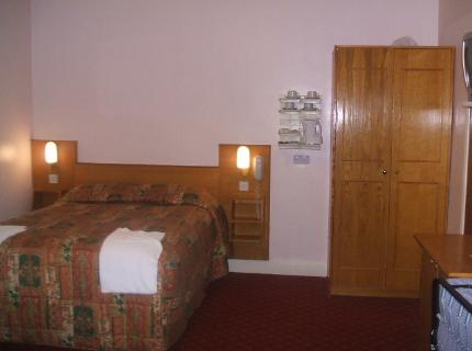 Alexandra Hotel