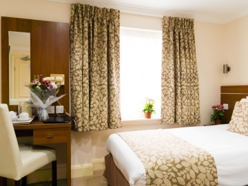 Bayswater Inn Hotel