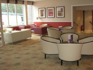 County Hotel Woodford