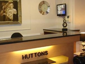 Huttons Hotel