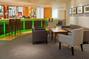 Holiday Inn Regents Park Hotel