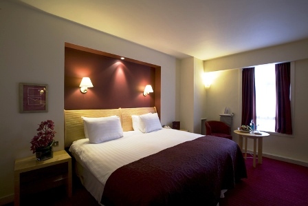 Kensington Close Hotel