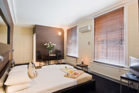 Knightsbridge Green Hotel