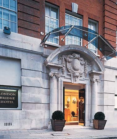 London Bridge Hotel