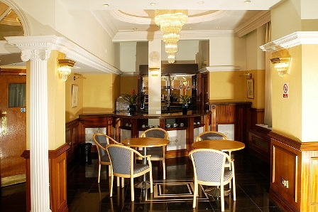 Royal Eagle Hotel