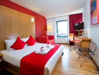 Ramada Encore London West Hotel