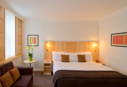 Strand Palace Hotel