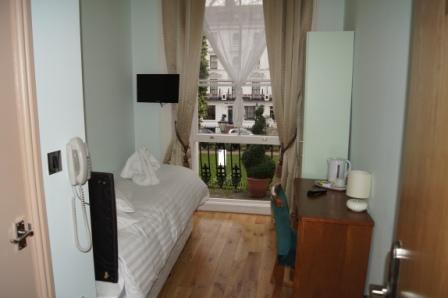 Ashley Hotel