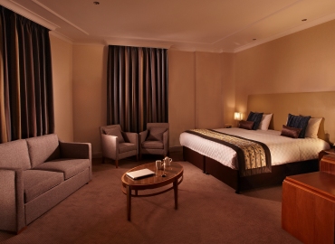 Thistle Euston Hotel