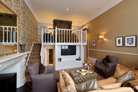 The Colonnade Hotel