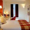 Kensington Close Hotel
was: 80.00, now 45.00