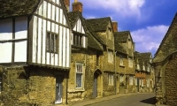 Windsor, Stonehenge, Lacock, Bath + Fish and Chips Lunch
