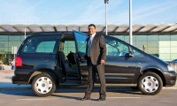 From London to Gatwick Airport - 4-5 Seater